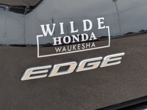 Used 2019 Ford Edge ST w/ Equipment Group 401A AWD/4WD image 11