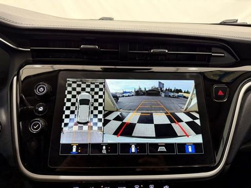 Used 2023 Chevrolet Bolt EUV Premier w/ Sun & Sound Package image 32