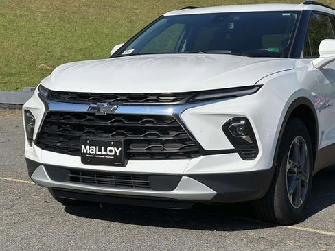 Used 2024 Chevrolet Blazer LT w/ Convenience Package image 6