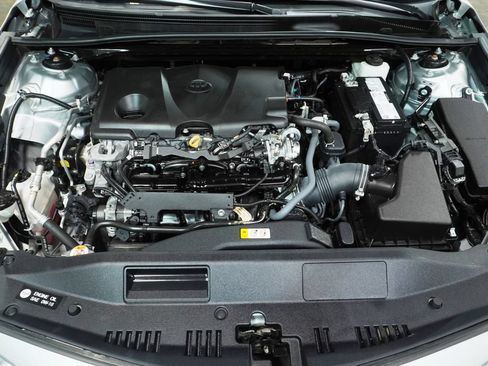 Certified 2021 Toyota Camry XSE FWD image 9