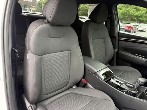 Certified 2022 Hyundai Santa Cruz SE AWD/4WD image 15