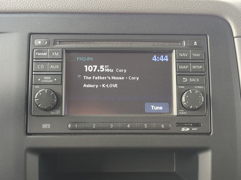 Used 2014 Nissan NV 3500 SL w/ Technology Package RWD image 24