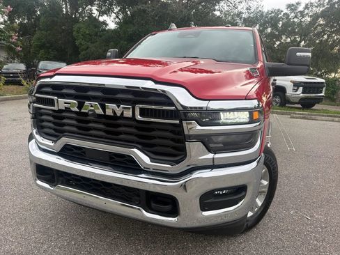 Used 2026 RAM 2500 Big Horn AWD/4WD image 3