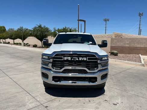 Certified 2026 RAM 2500 Big Horn AWD/4WD image 4