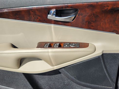 Used 2017 Kia Sorento LX image 21