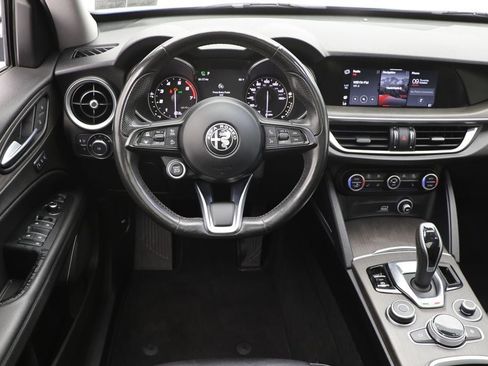 Used 2021 Alfa Romeo Stelvio Ti w/ Nero Edizione image 13