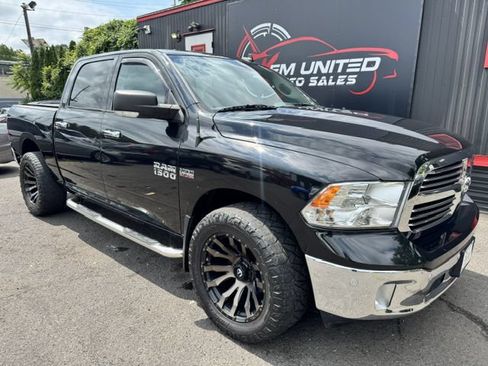 Used 2017 RAM 1500 Big Horn AWD/4WD image 5