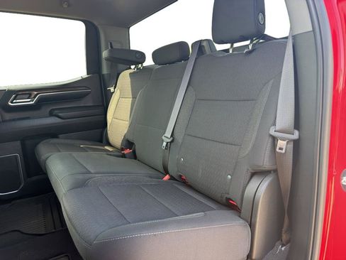 Used 2023 Chevrolet Silverado 1500 LT AWD/4WD image 8