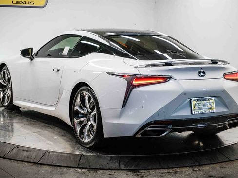 Used 2018 Lexus LC 500 Coupe image 2