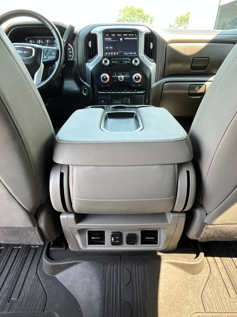 Used 2022 GMC Sierra 1500 SLT w/ Driver Alert Package II AWD/4WD image 30