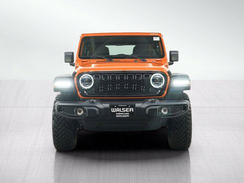 Used 2025 Jeep Wrangler Unlimited Sport AWD/4WD image 8
