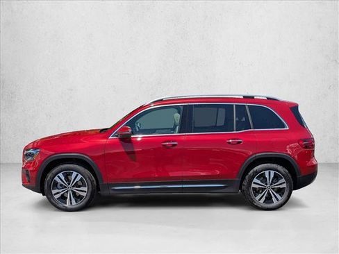 New 2026 Mercedes-Benz GLB 250 4MATIC image 5