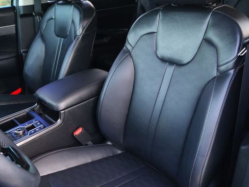 Used 2025 Kia Sorento X-Line EX image 13