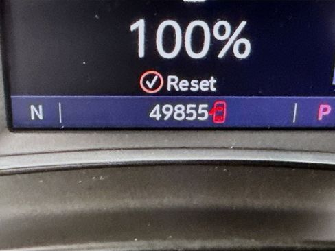 Used 2022 GMC Terrain SLT image 16