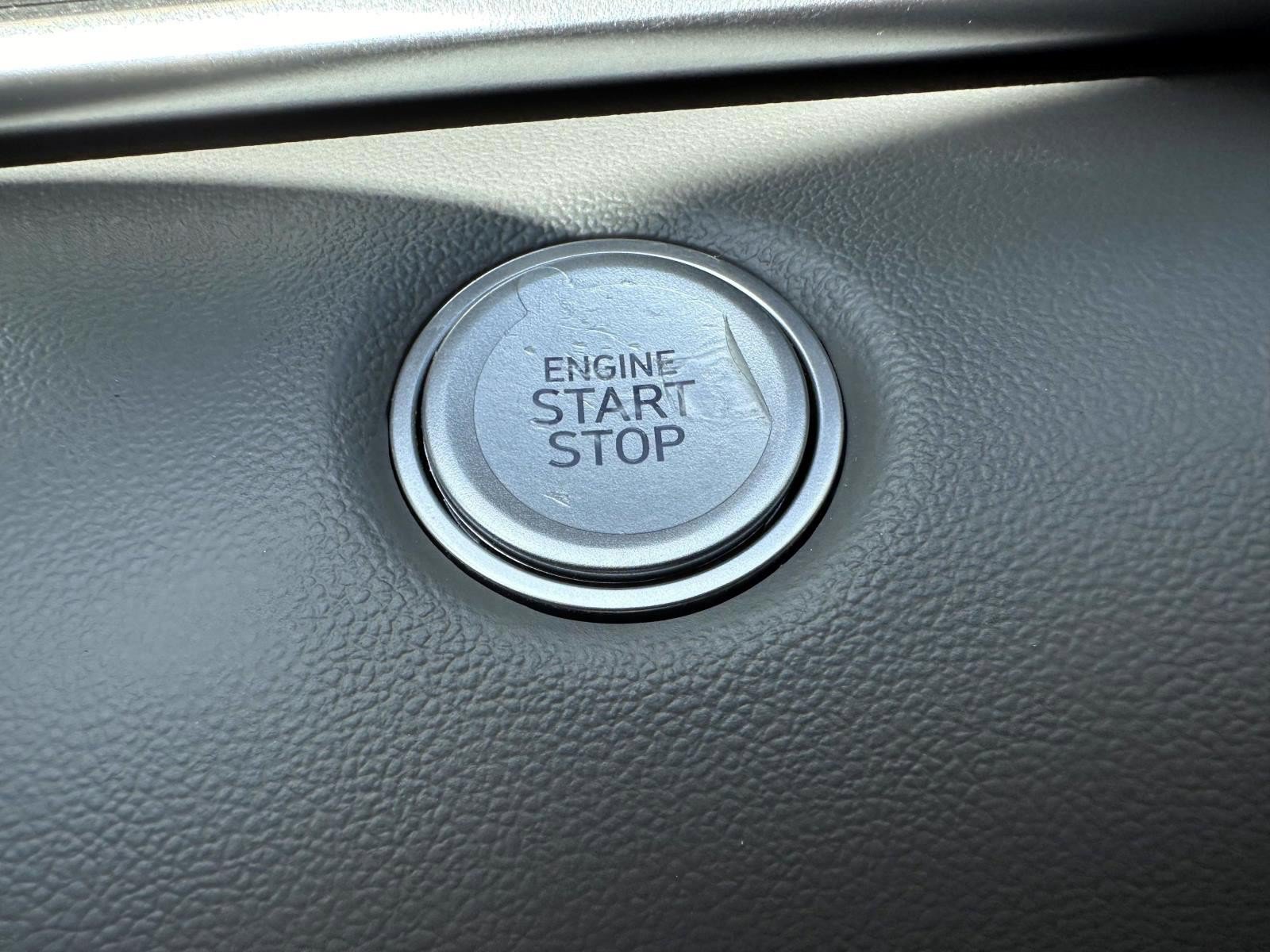 Used 2025 Hyundai Elantra Sport FWD image 23