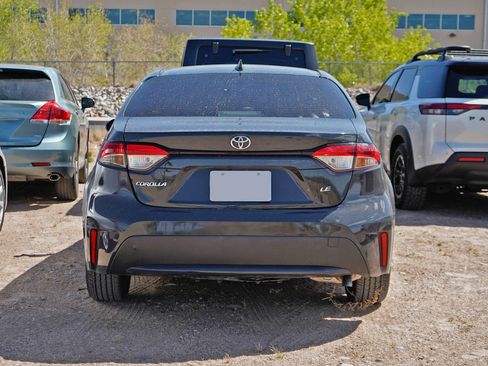 Used 2024 Toyota Corolla LE FWD image 3