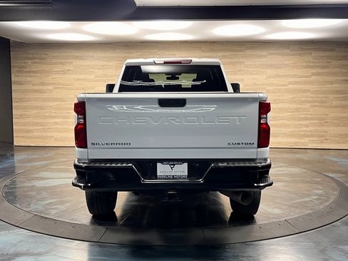 Used 2022 Chevrolet Silverado 2500 Custom w/ Custom Value Package image 21