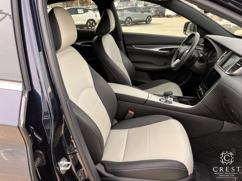 Used 2022 INFINITI QX55 Essential w/ Proassist Package image 26