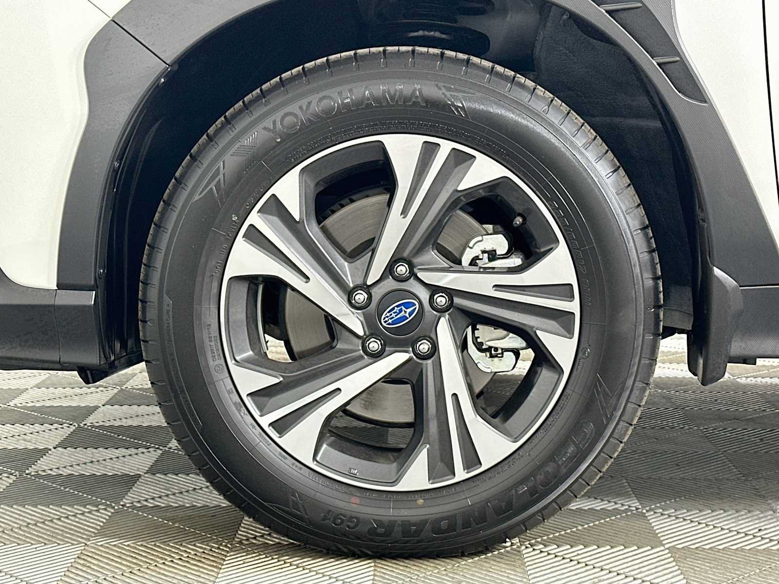 Certified 2026 Subaru Crosstrek 2.5i Premium AWD/4WD image 28