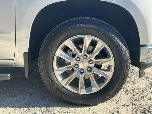 Used 2022 Chevrolet Silverado 1500 LTZ image 13