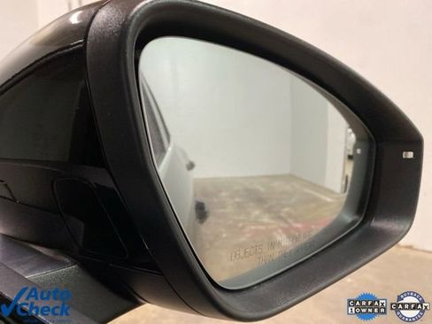 Used 2024 Audi Q4 e-tron Premium image 83