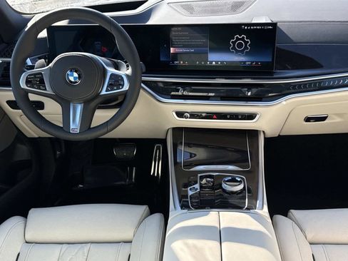 New 2026 BMW X5 xDrive40i w/ Executive Package image 17