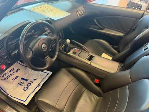 Used 2000 Honda S2000 image 12
