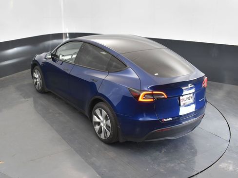Used 2020 Tesla Model Y Long Range AWD/4WD image 33