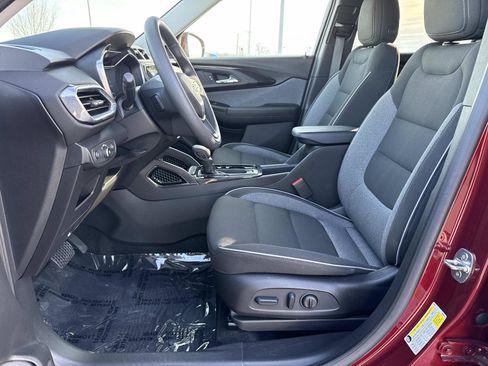 Used 2023 Chevrolet TrailBlazer LT w/ Convenience Package image 23