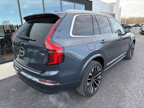 New 2026 Volvo XC90 T8 Ultra w/ Protection Package Premier AWD/4WD image 3