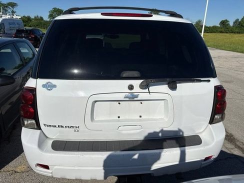 Used 2007 Chevrolet TrailBlazer LT w/ LT Preferred Equipment Group AWD/4WD image 4