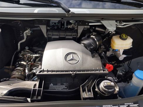 New 2025 Mercedes-Benz Sprinter 2500 image 11