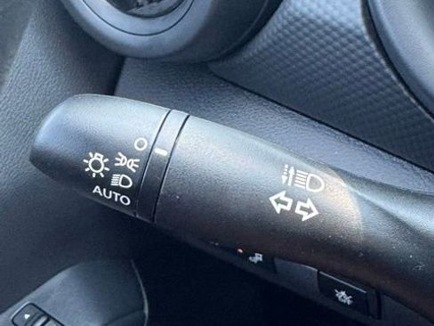 Certified 2025 Nissan Kicks Play S image 25