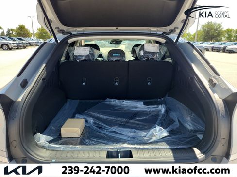 New 2026 Kia EV6 Light RWD image 10