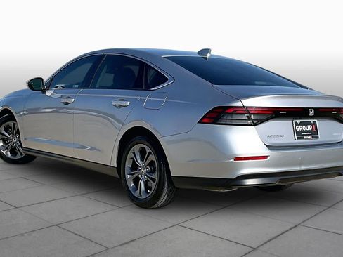 Used 2023 Honda Accord EX image 11