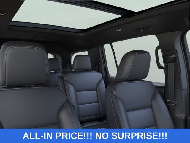 New 2027 Chevrolet Traverse LT w/ Sun and Wheel Package FWD image 18