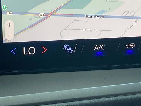 New 2026 Chevrolet Traverse LT w/ LPO, Floor Liner Package image 23