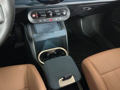 Certified 2025 MINI Cooper Countryman S image 12