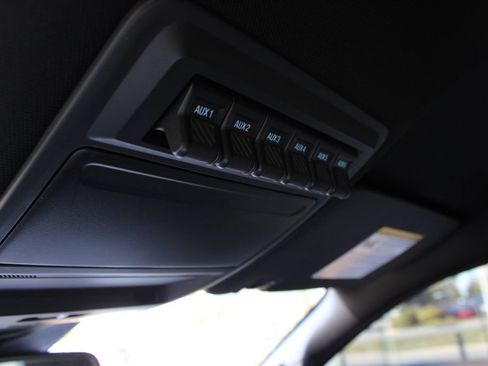 Used 2024 Ford Ranger Raptor AWD/4WD image 15