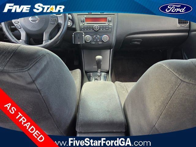 Used 2012 Nissan Altima 3.5 SR FWD image 13