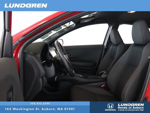 Used 2019 Honda HR-V Sport image 10