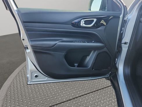 New 2026 Jeep Compass Latitude w/ Quick Order Package 29K image 32