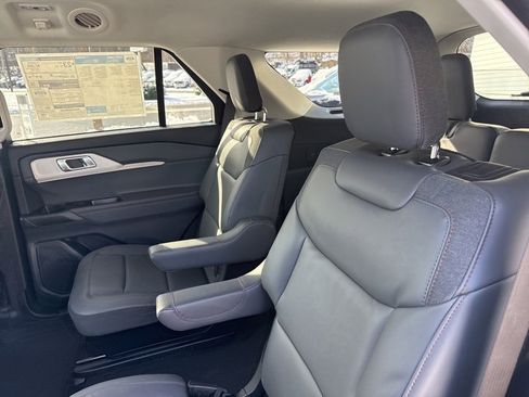 New 2026 Ford Explorer Active w/ Active Comfort Package image 23