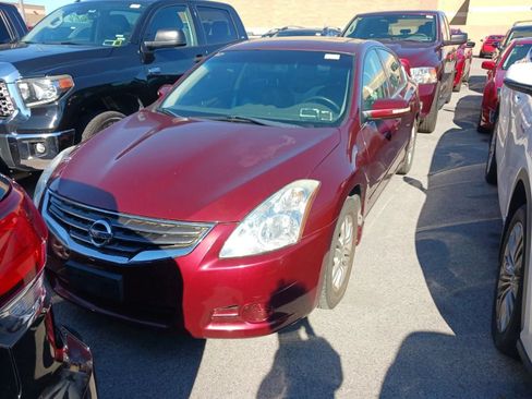 Used 2011 Nissan Altima 2.5 SL w/ 2.5SL Pkg FWD image 3