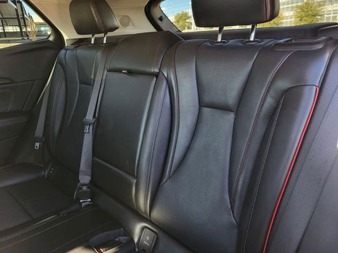 Used 2023 Buick Envision Essence w/ Technology Package I image 21