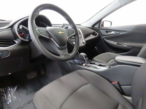 Used 2024 Chevrolet Malibu LS FWD image 8