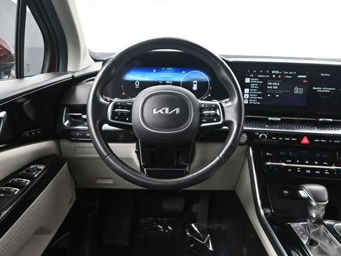 Certified 2024 Kia Carnival SX Prestige image 33