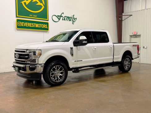 Used 2020 Ford F250 Lariat w/ Lariat Ultimate Package AWD/4WD image 5