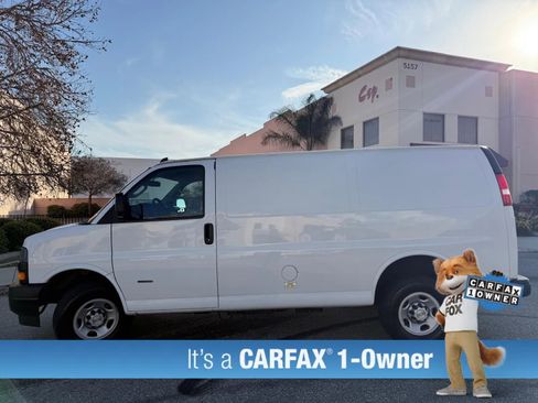 Used 2022 Chevrolet Express 2500 w/ Driver Convenience Package image 10