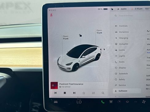 Used 2021 Tesla Model 3 Standard Range Plus RWD image 16